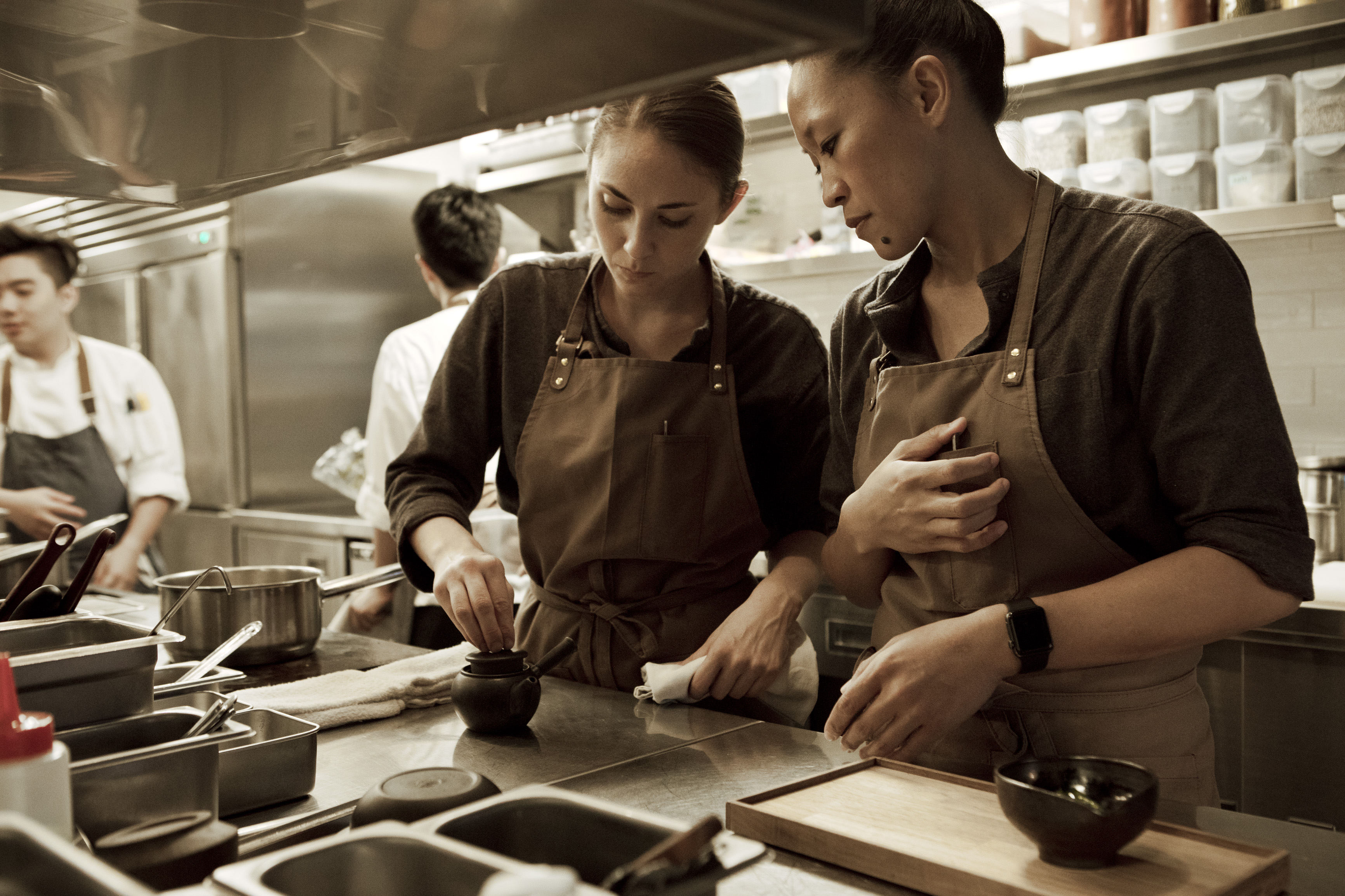 添加愛滋味的在地鮮饗宴，Chefs Club Taipei女同志情侶主廚Aisha與Samantha：我們的風格無法定義