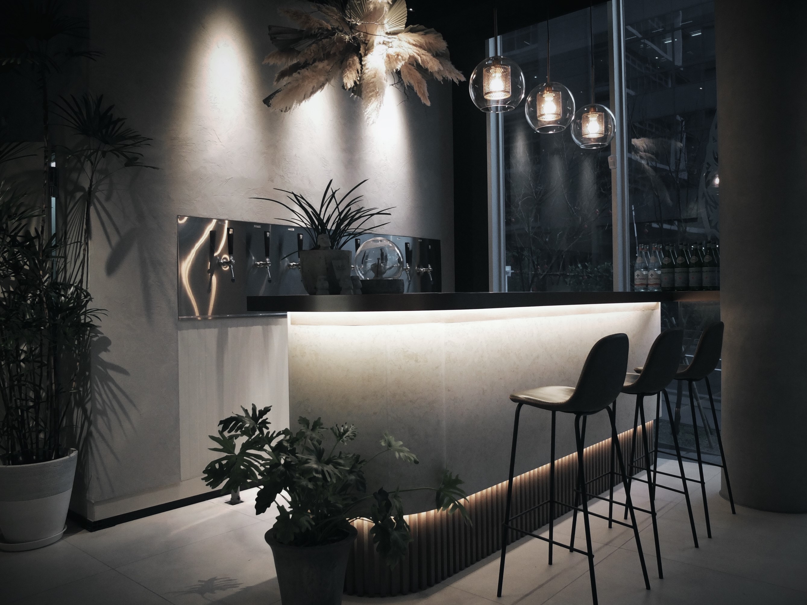 LEZS VVIP PASS特色店家》內湖餐酒館Lazy Point，創作城市間的彩色綠洲