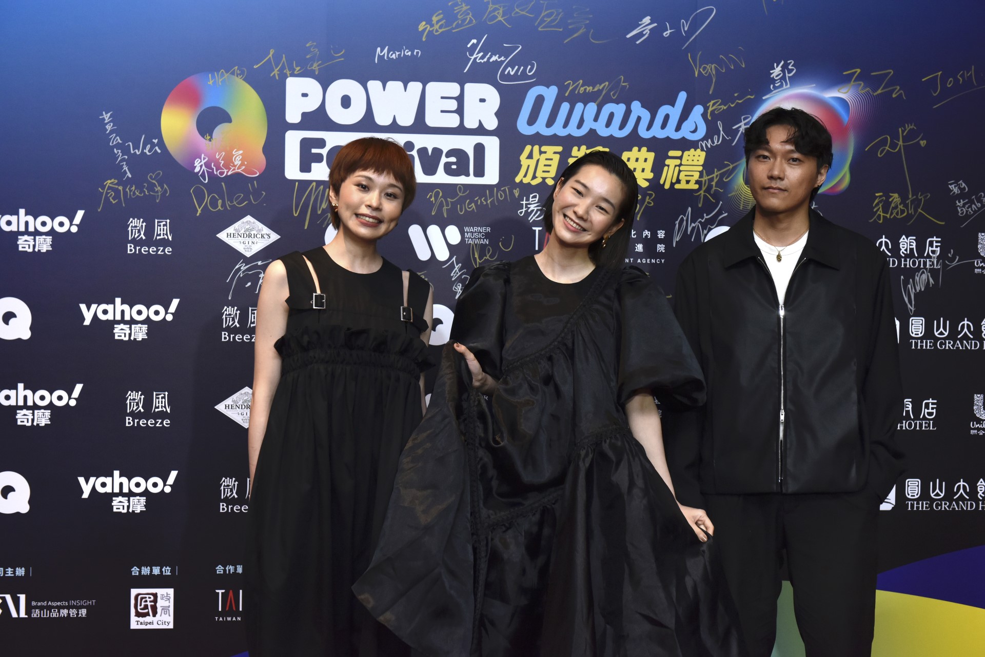 Q POWER Festival頒獎典禮線上超過6萬名觀眾同樂，陳芳語、曹雅雯熱力獻唱！