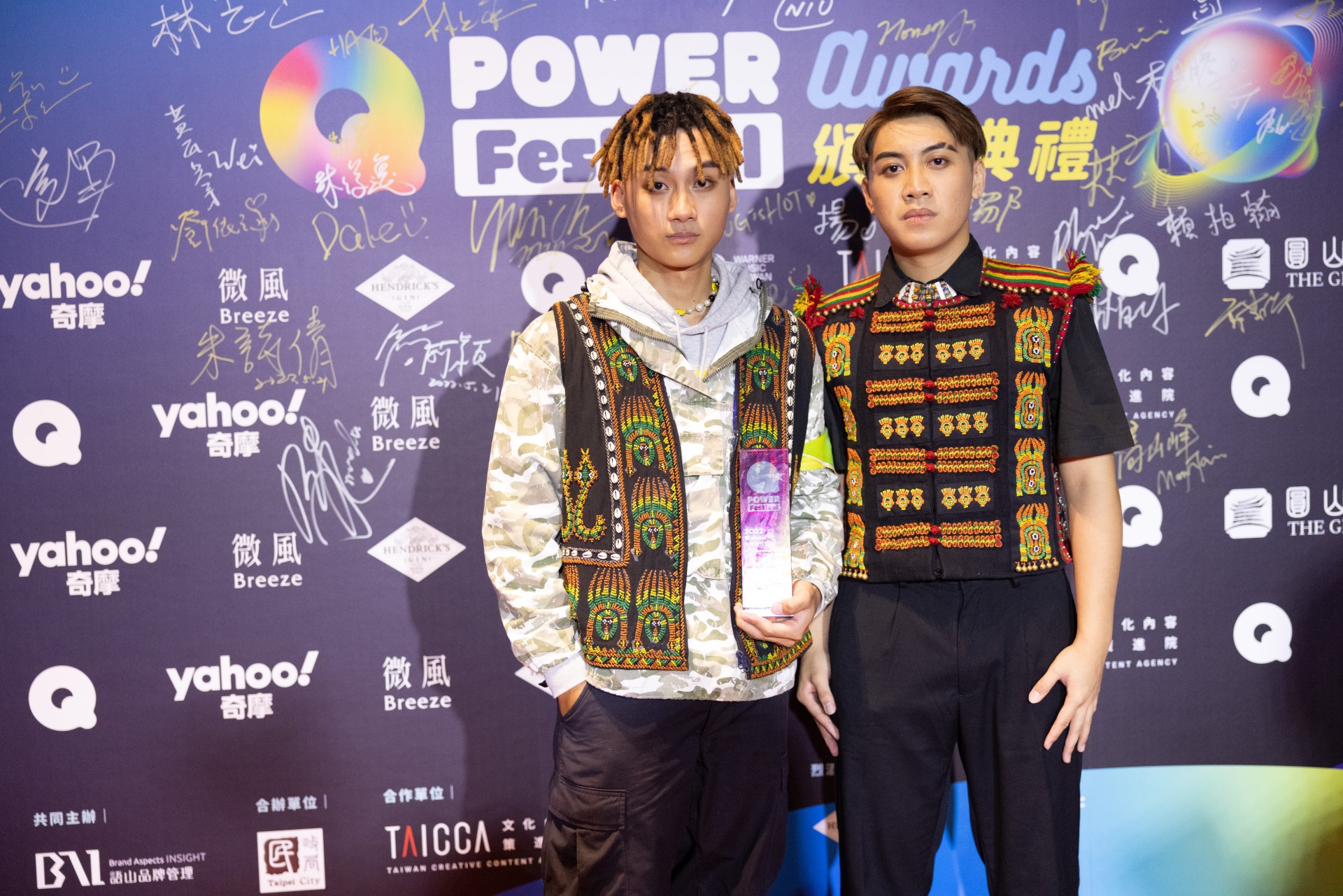 Q POWER Festival頒獎典禮線上超過6萬名觀眾同樂，陳芳語、曹雅雯熱力獻唱！